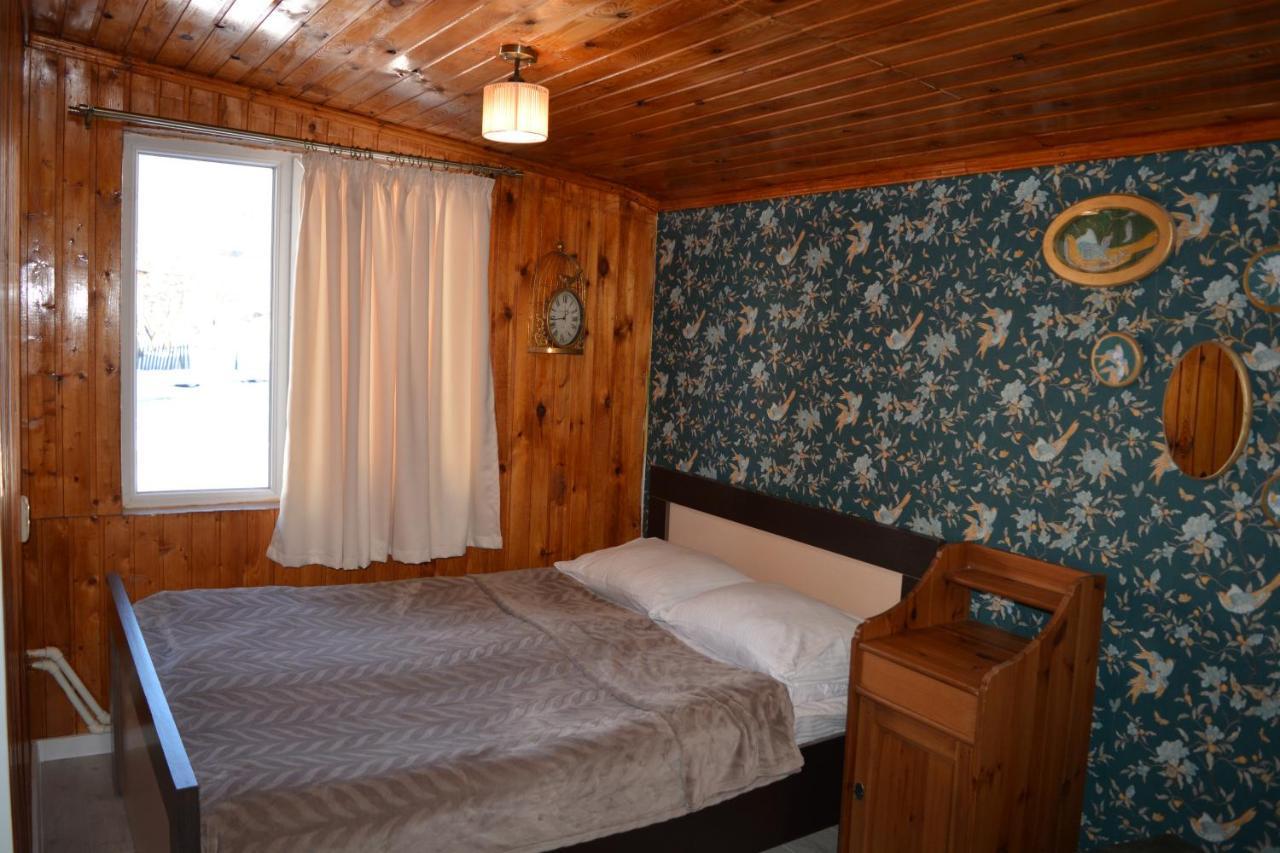 Guesthouse Of Manoni Ratiani 메스티아 외부 사진