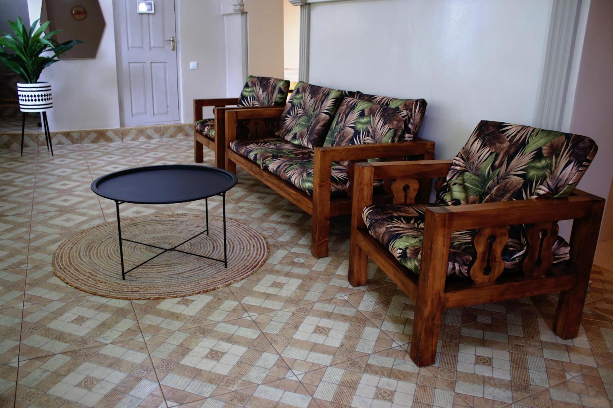 Guesthouse Of Manoni Ratiani 메스티아 외부 사진